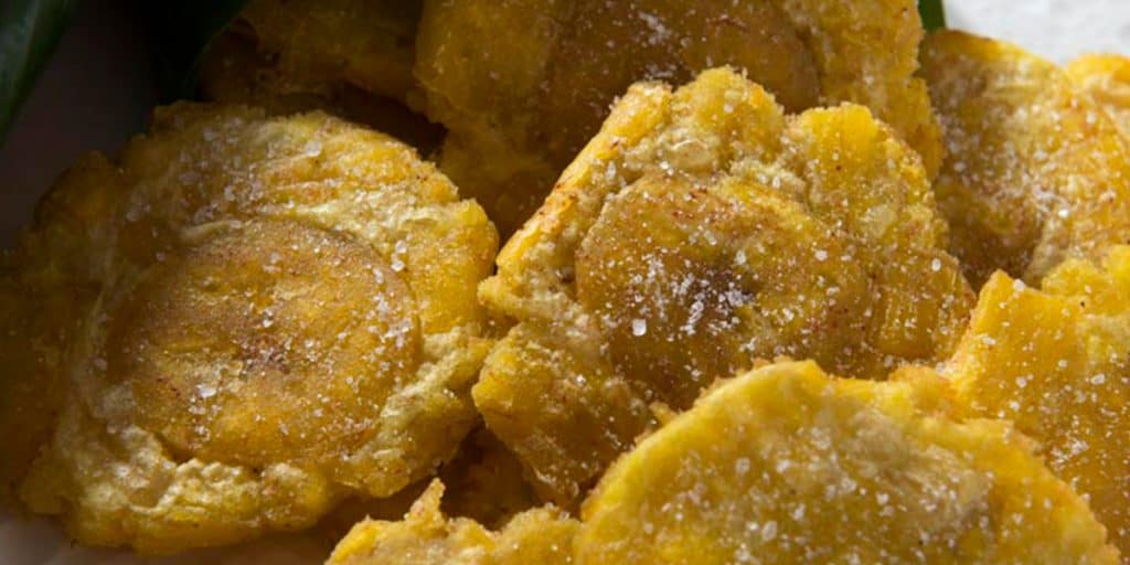 gastronomia-centroamerica-panama-patacones-platano-frito